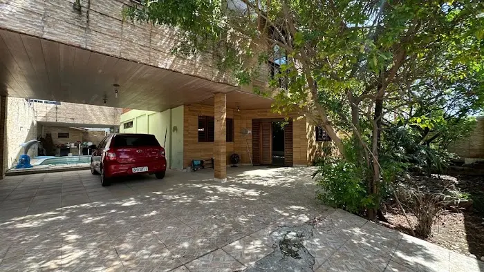 Casa Duplex de Alto Padrão no Bessa – 6 Quartos (4 Suítes), 589 m² e Lazer Privativo 🏡